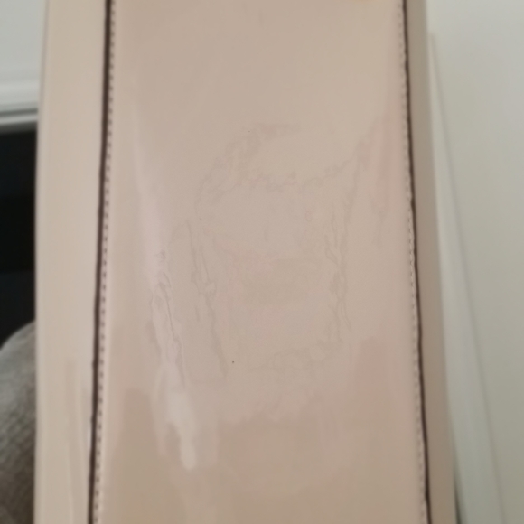 Adrienne Vittadini Crossbody - Picture 6 of 10